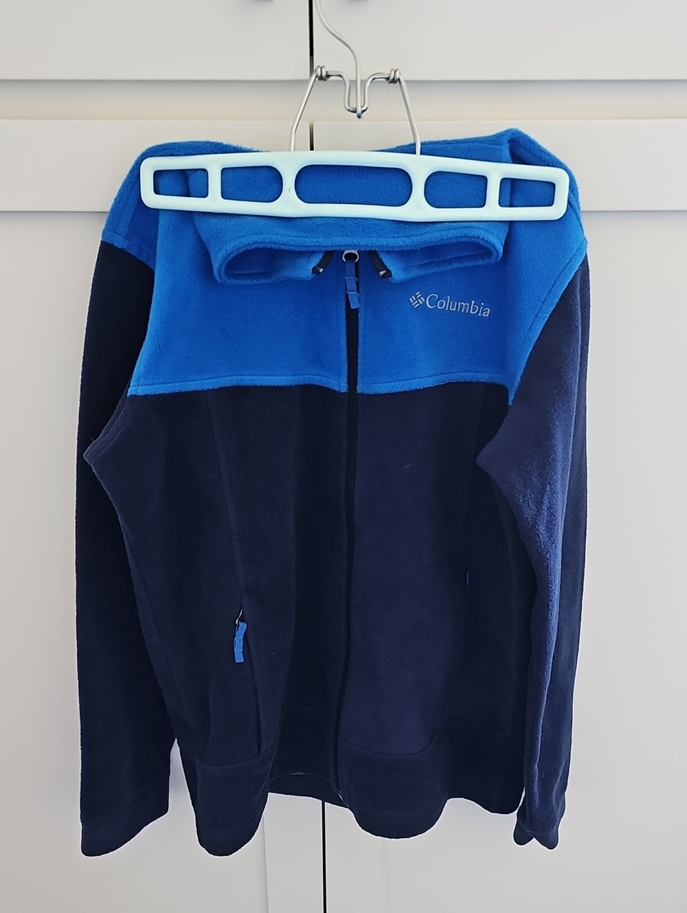 Columbia Bright Blue and Navy Full-Zip Fleece Jacket